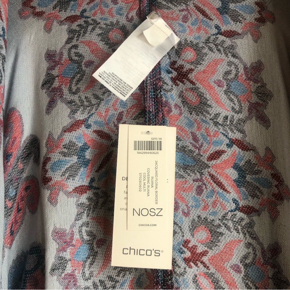 Chico’s NWT Ruana Blue Red One Size - Picture 2 of 5